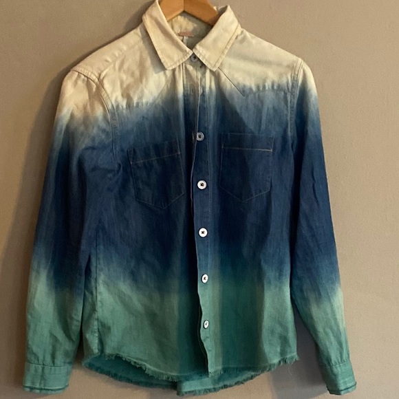 Free People Before Sunrise Ombre Long Sleeve Boho Top Button Up Denim XS ( F ) - Picture 2 of 8